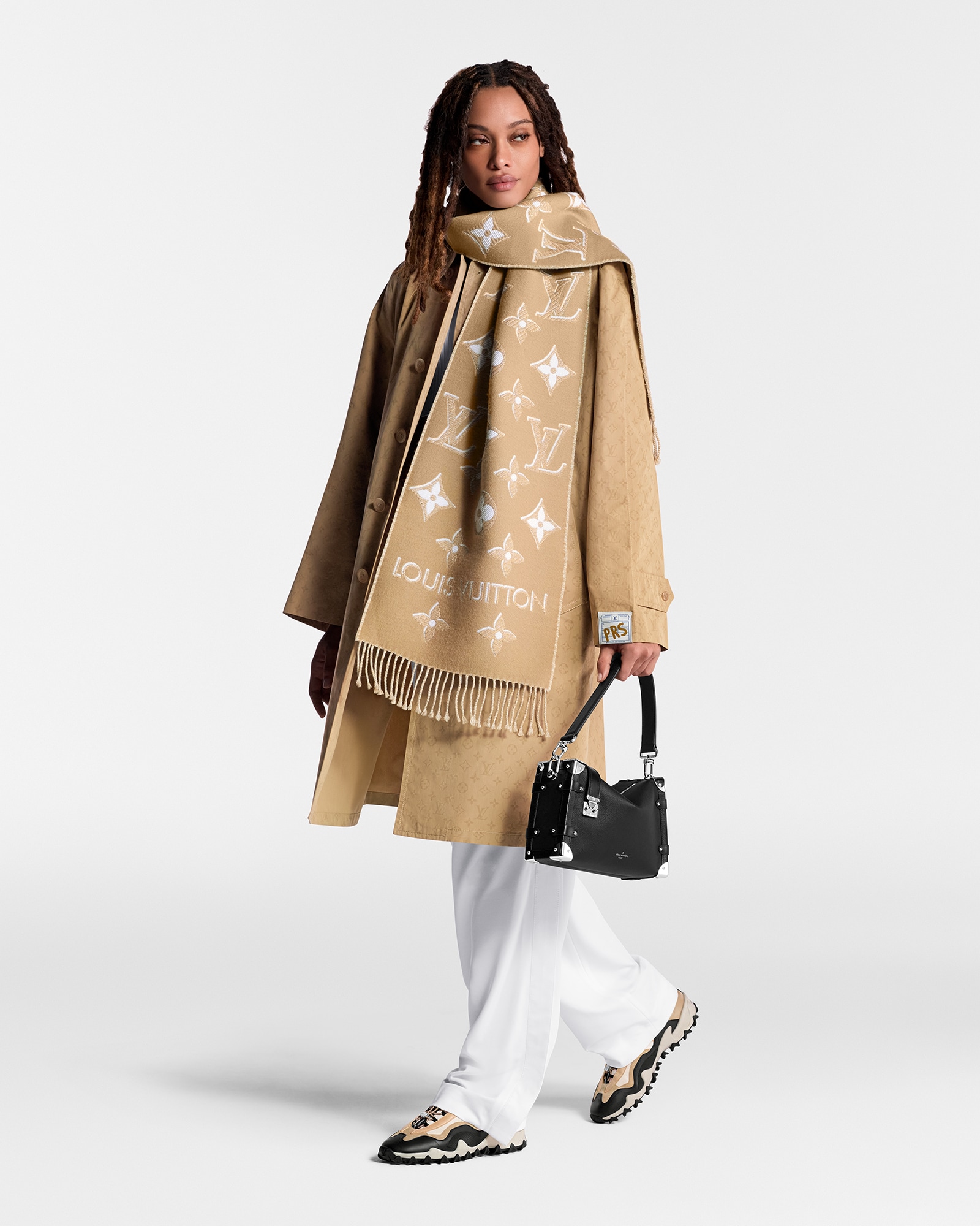 LV Essential Shine Scarf S00 - Accessories | LOUIS VUITTON